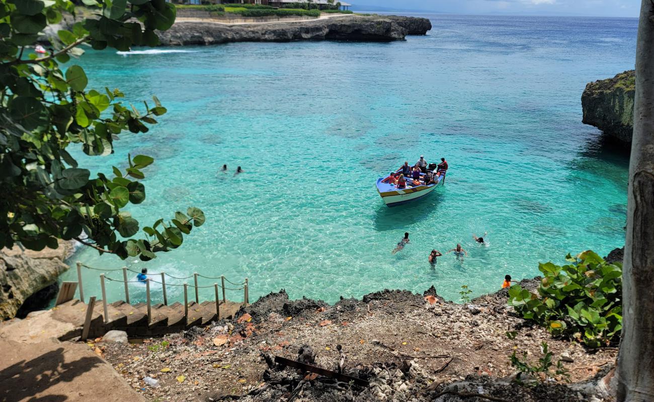 Photo de La Piscina Natural avec roches de surface