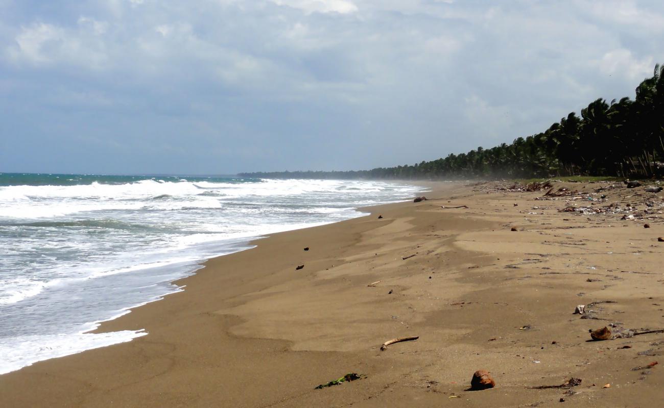 Photo de Playa El Juncal avec sable lumineux de surface