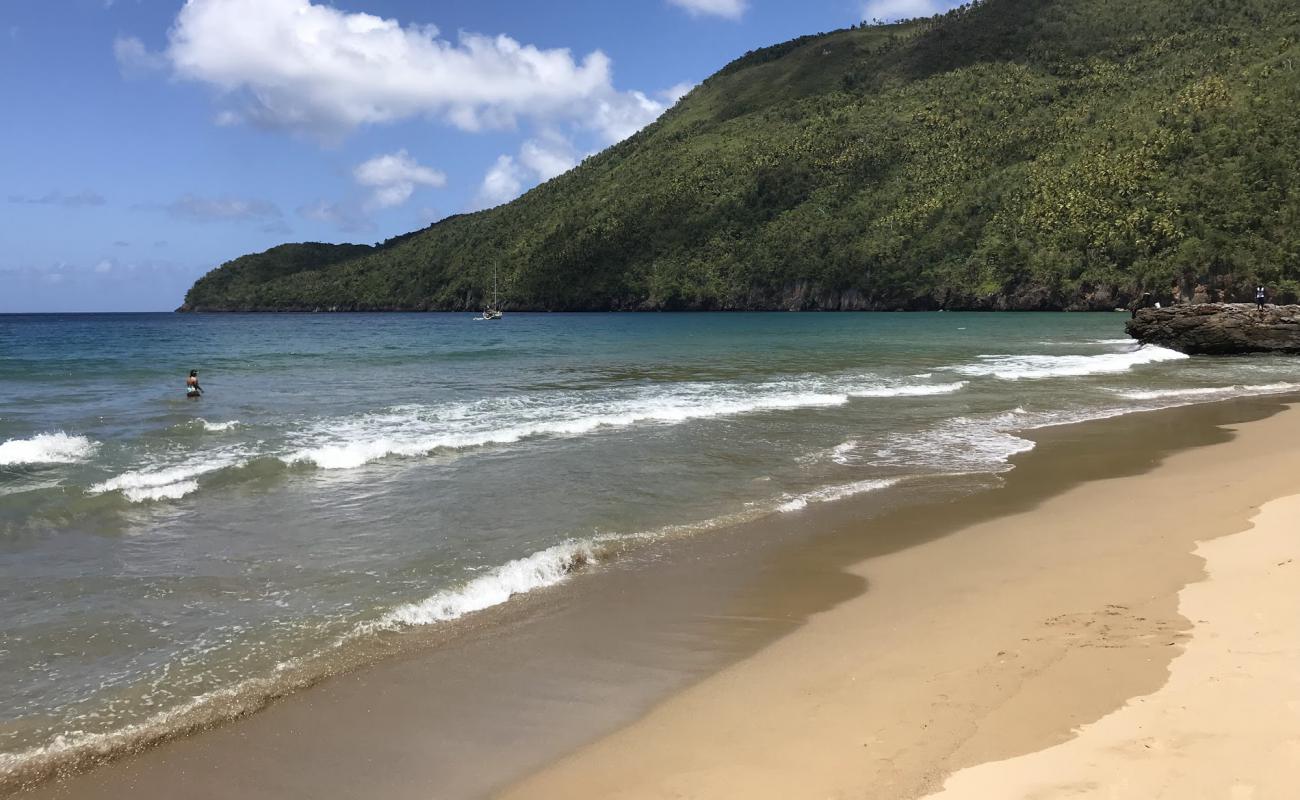 Photo de Plage El Valle avec sable lumineux de surface