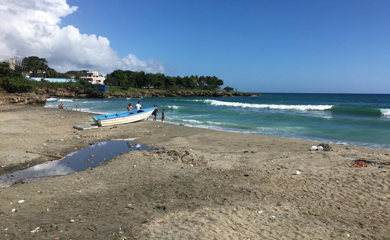 Photo de Manresa beach avec sable gris de surface