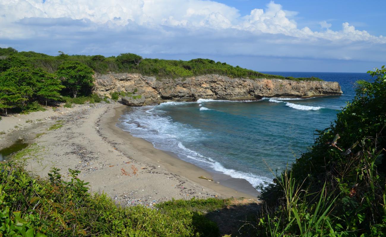 Photo de Los Nonos beach avec sable gris de surface