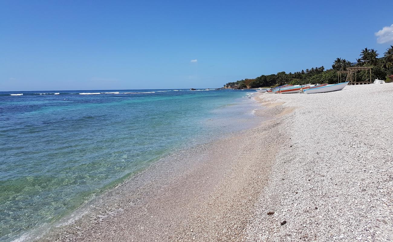 Photo de El Quemaito beach avec caillou fin clair de surface