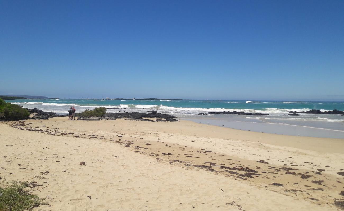 Photo de Puerto Villamil Beach avec sable fin et lumineux de surface