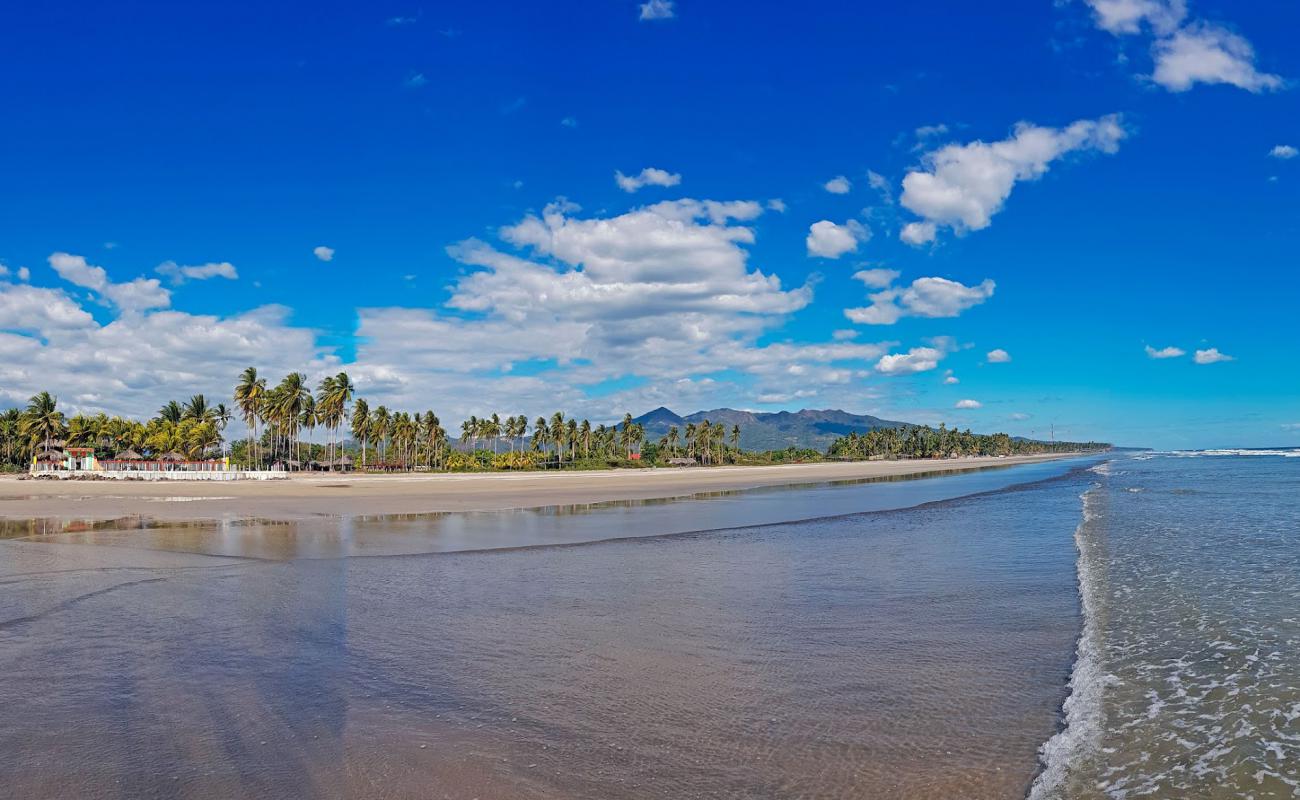 Photo de El Espino beach avec sable gris de surface