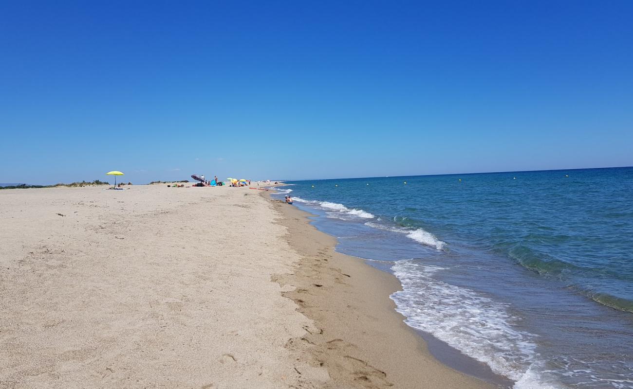Photo de St. Marie de la Mer beach II avec sable beige de surface