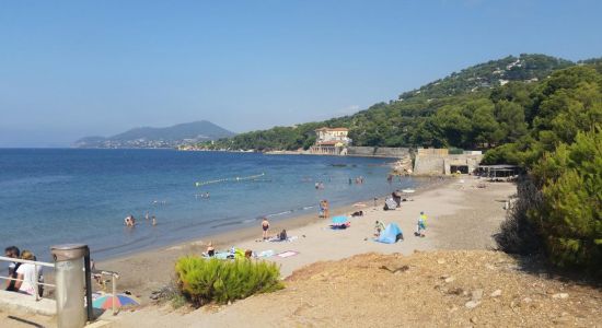 Plage du Port Hélène