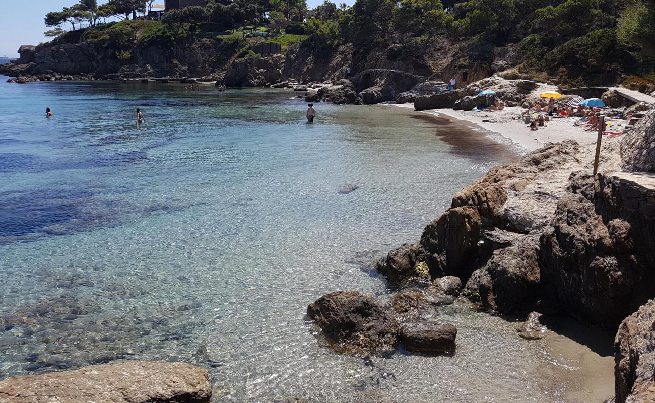 Photo de Bouvet beach avec sable clair avec caillou de surface