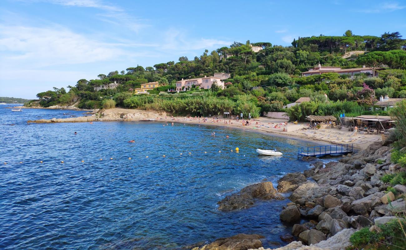 Photo de Plage de Saint-Tropez avec sable lumineux de surface