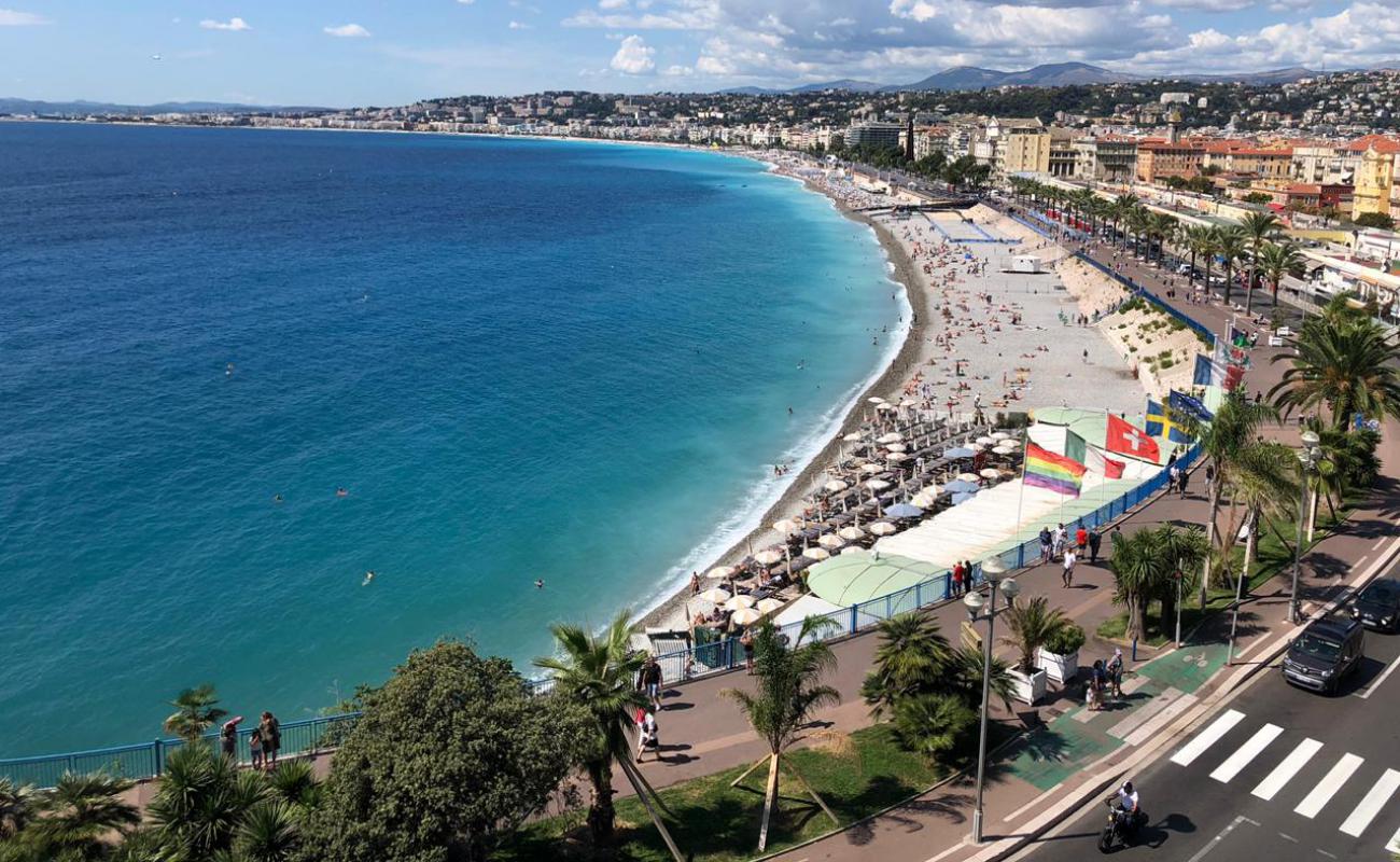 Photo de Plage de St. Helene avec caillou clair de surface