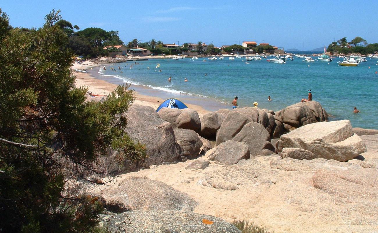 Photo de Isolella beach III avec sable lumineux de surface