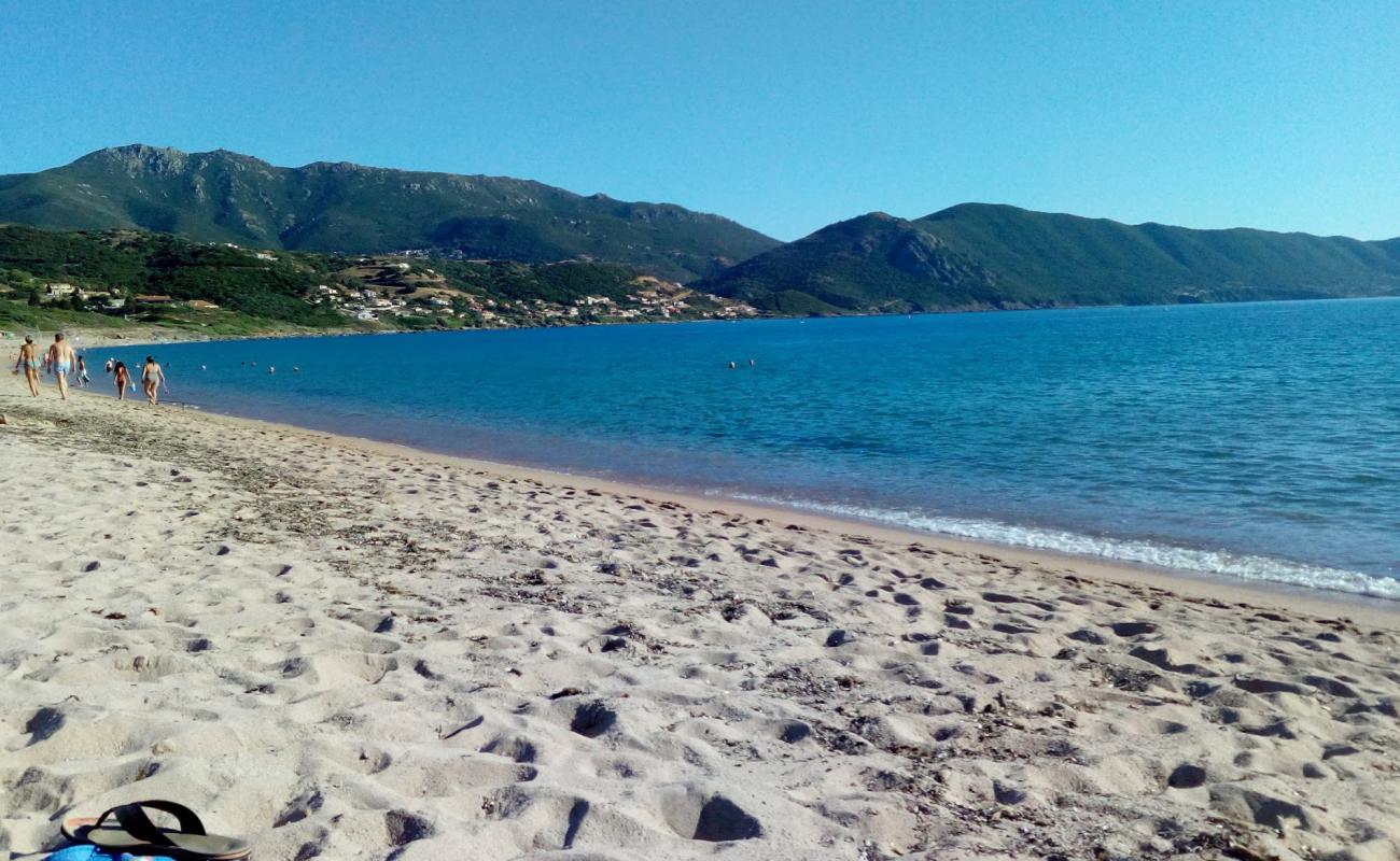 Photo de Plage de Lava avec sable beige de surface