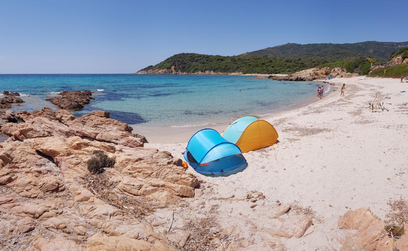 Photo de Stagnoli beach avec sable lumineux de surface