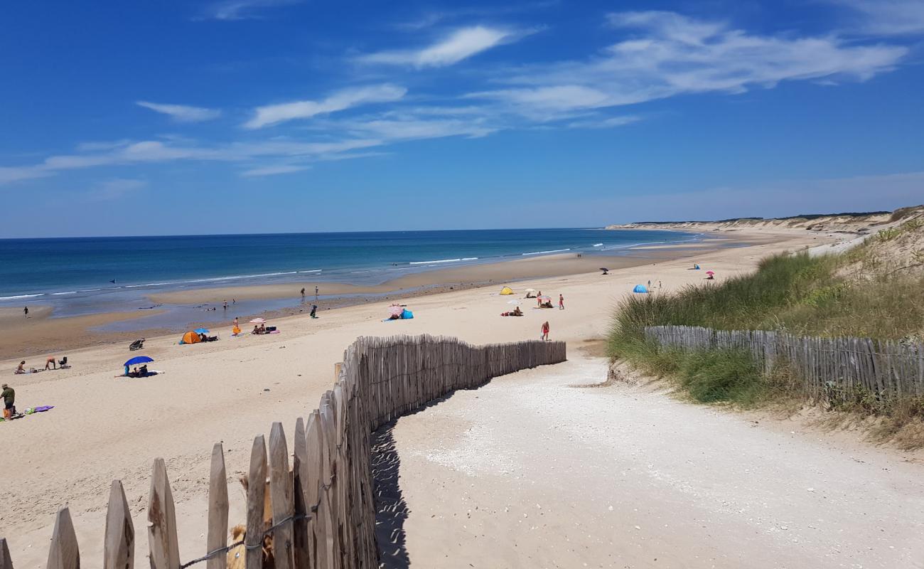 Photo de Plage Gurp avec sable blanc de surface