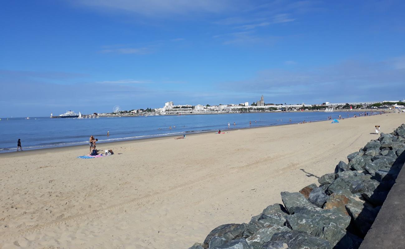 Photo de Plage de la Grande-Conche avec sable beige de surface
