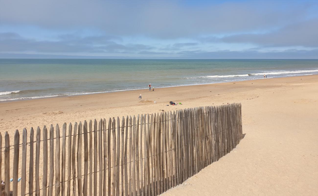 Photo de Plage de Parée Préneau avec sable lumineux de surface