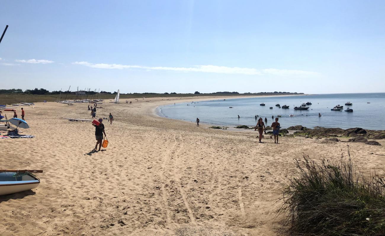 Photo de Plage de Luzéronde avec sable blanc de surface