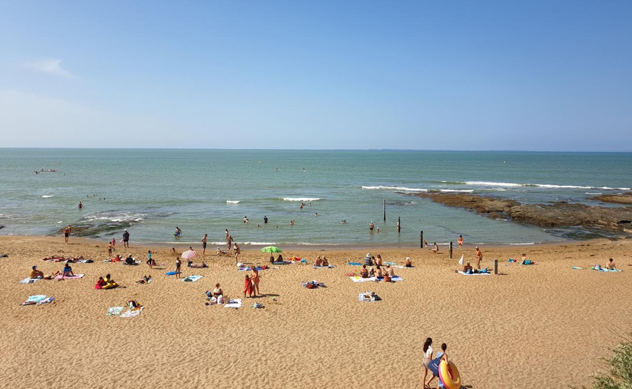 Photo de Plage de Joselière avec sable brillant et rochers de surface