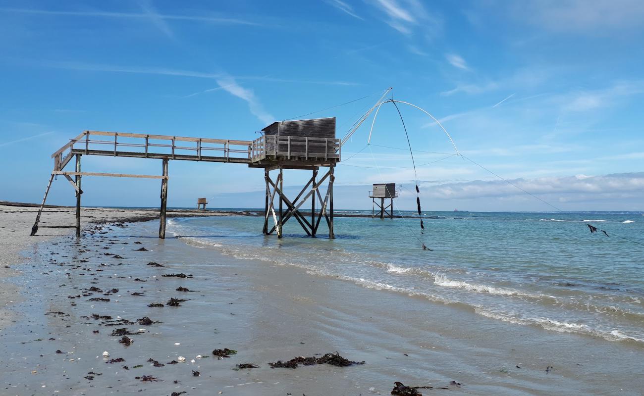 Photo de Joalland beach avec sable blanc de surface