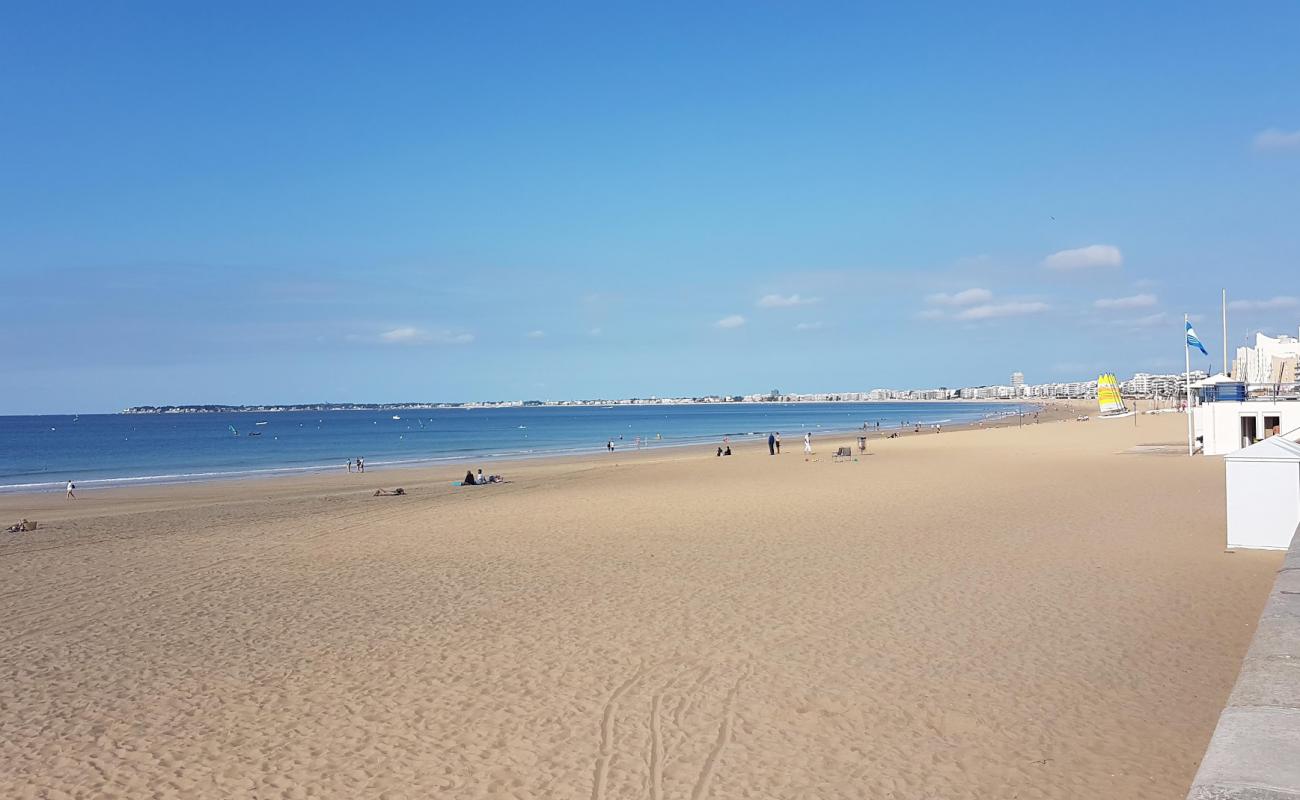 Photo de Booksellers beach avec sable blanc de surface