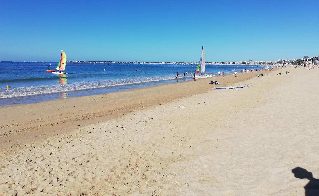 Photo de Plage la Baule avec sable blanc de surface