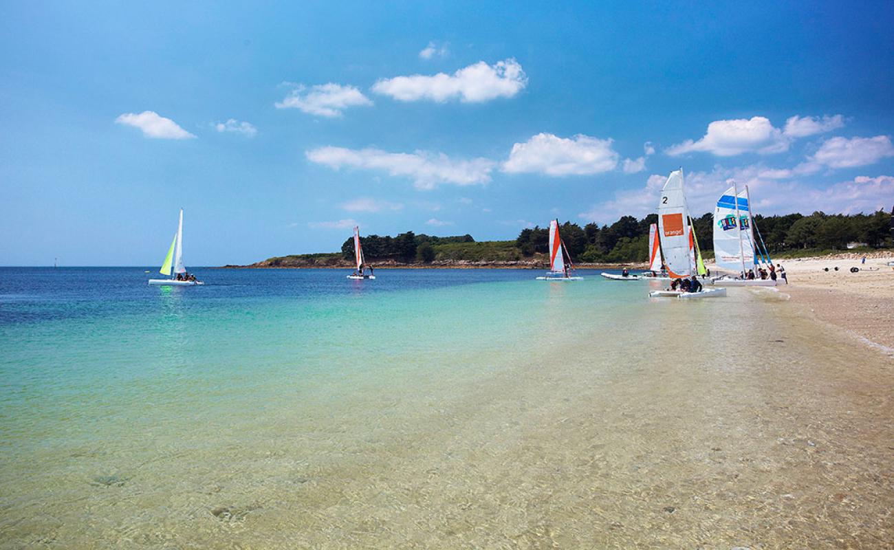 Photo de Plage de Saint-Jacques avec sable beige de surface