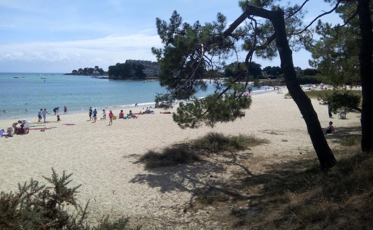 Photo de Plage de Beaumer avec sable lumineux de surface