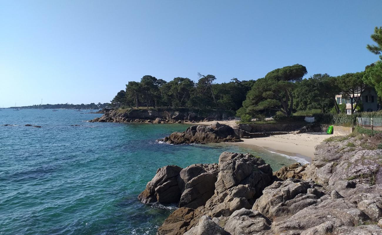Photo de Plage Du Petit Manoir avec sable beige & galets de surface