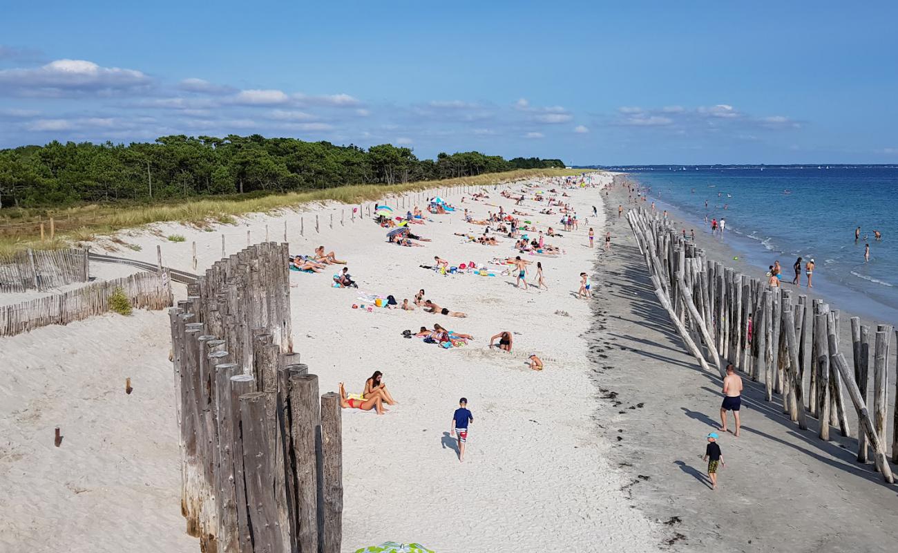 Photo de Plage de Cleut Rouz avec sable blanc de surface
