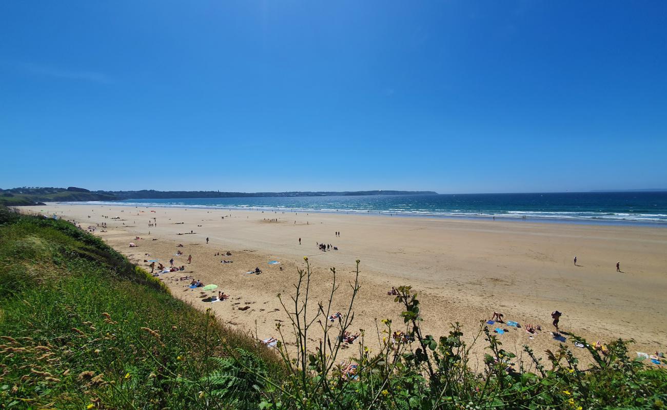 Photo de Plage de Kervel avec sable beige de surface