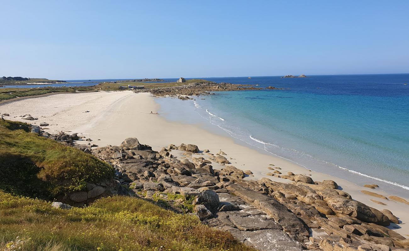 Photo de Plage de Porsguen avec sable blanc de surface