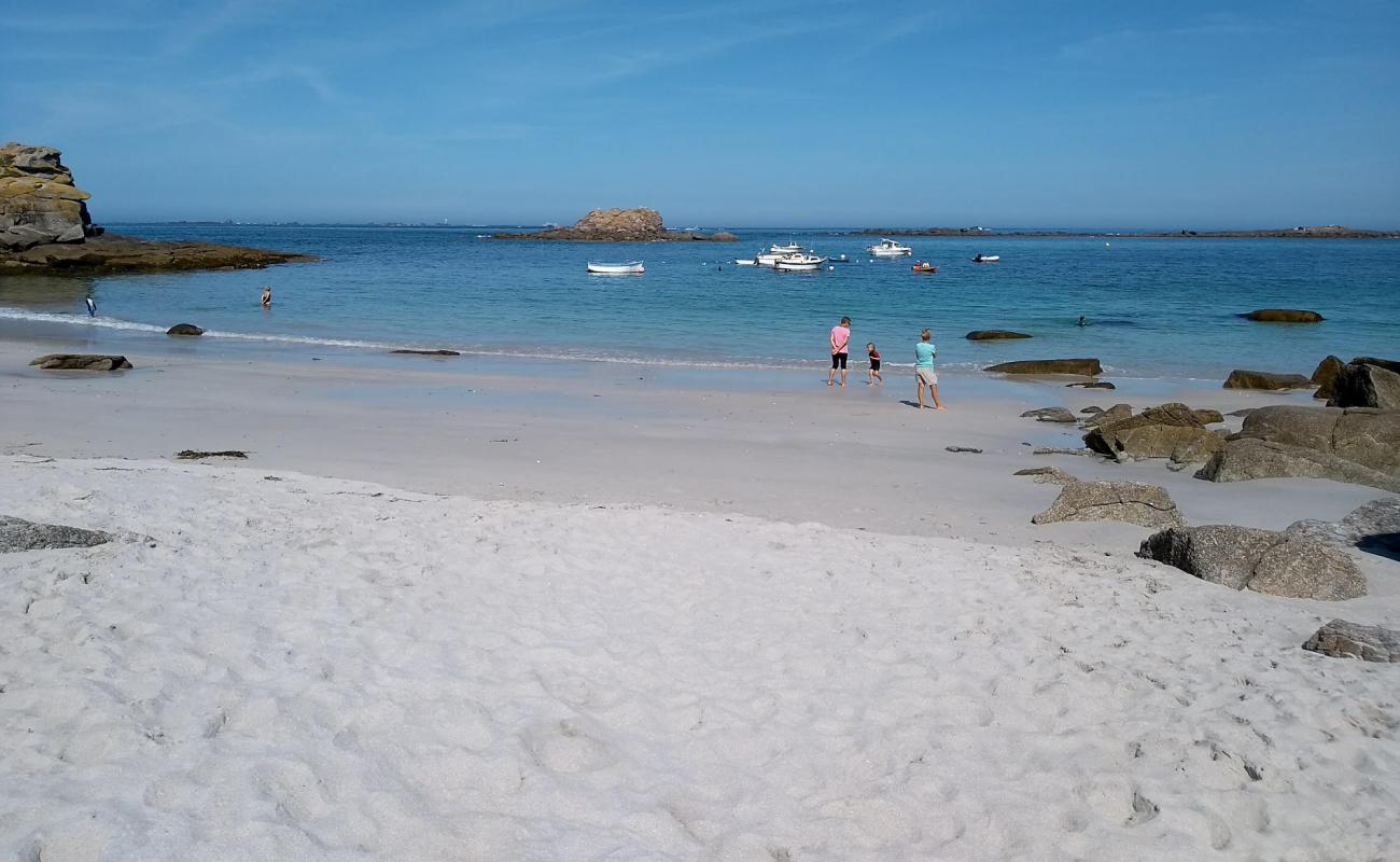 Photo de Beach of Porsguen avec sable blanc de surface
