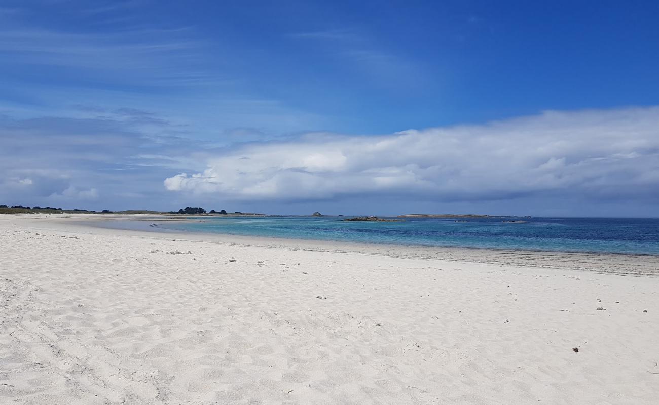 Photo de La Greve Blanche avec sable blanc de surface