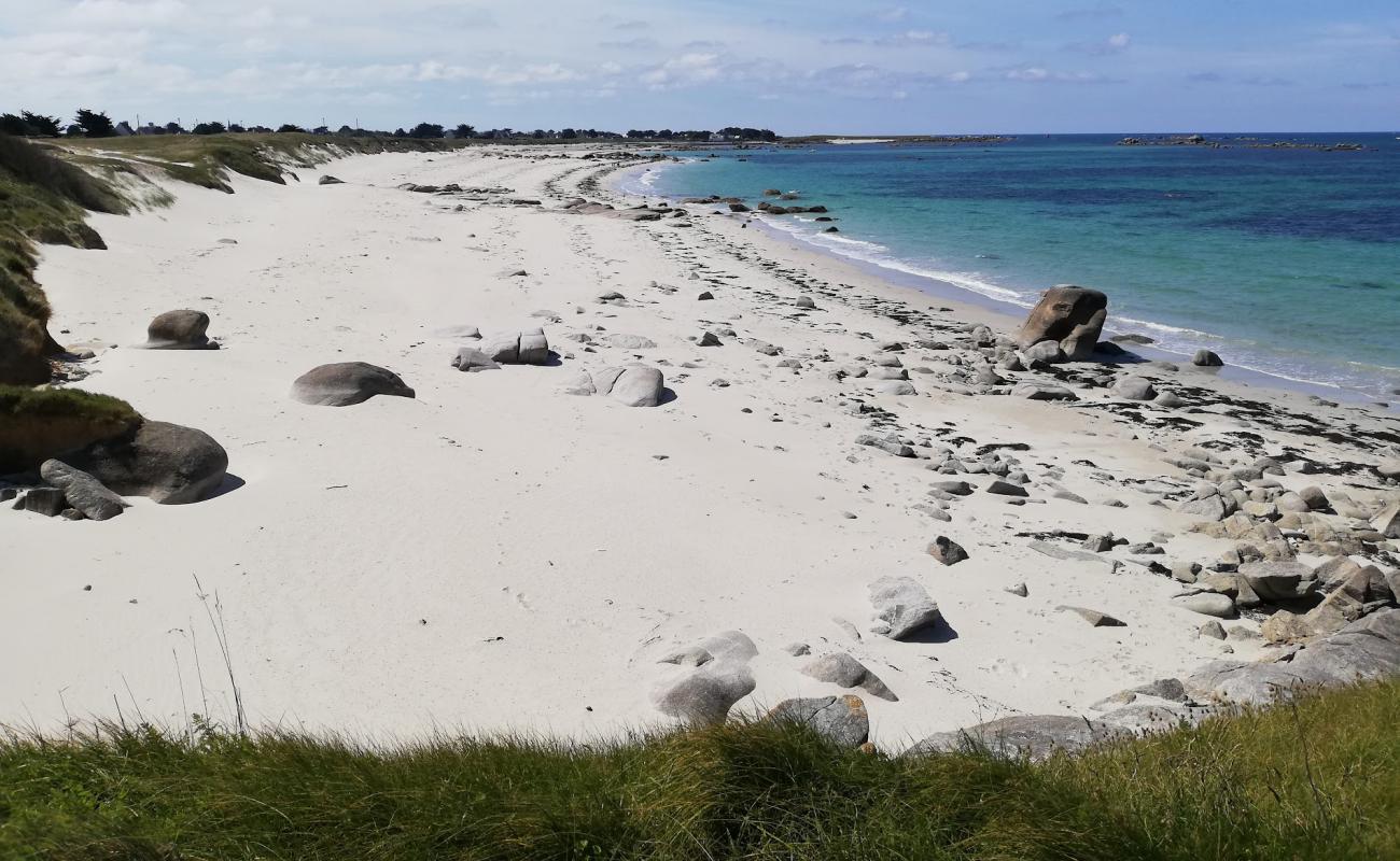 Photo de Plage du Lividic avec sable blanc de surface