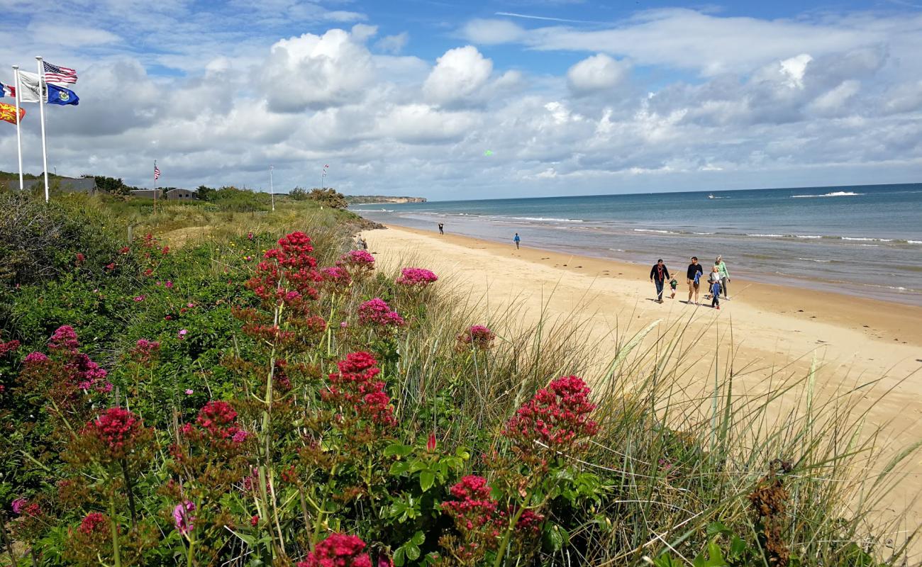 Photo de Omaha Beach avec sable beige de surface