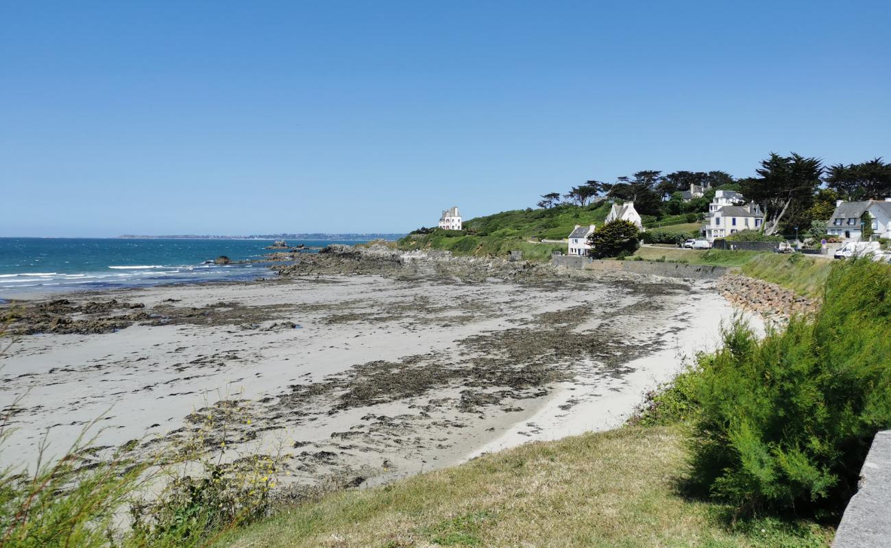 Photo de Plage de Porz Biliec avec sable beige de surface