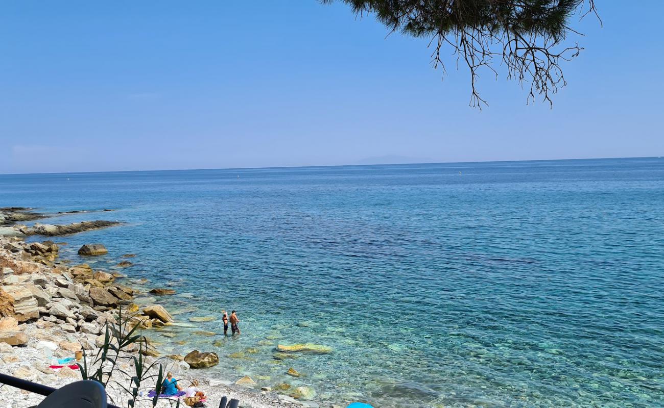 Photo de Capinca Beach avec caillou gris de surface