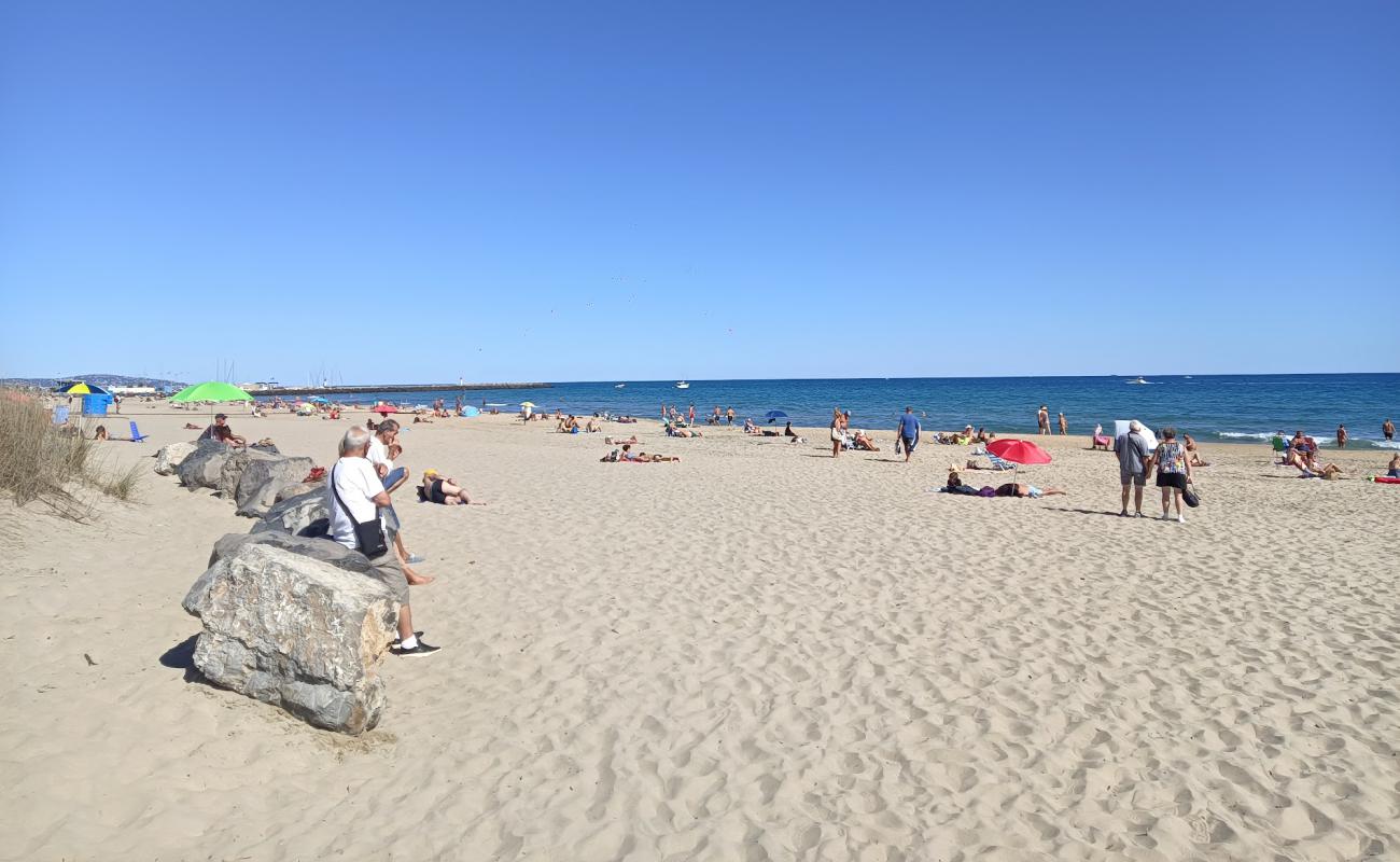 Photo de Agde Naturiste Beach avec sable lumineux de surface