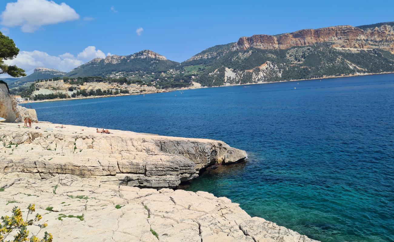 Photo de Naturiste Reco Max Beach avec roches de surface