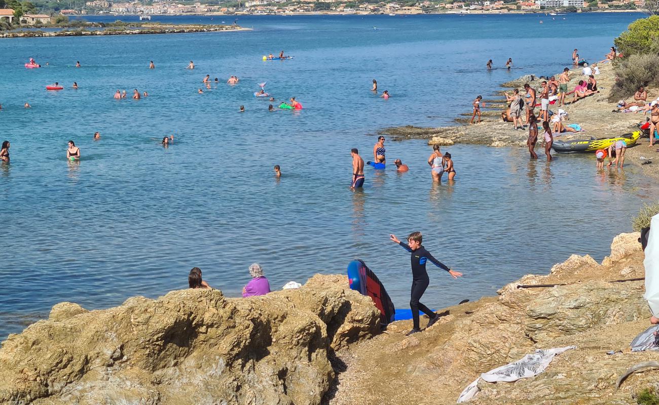 Photo de Gaou Beach avec roches de surface