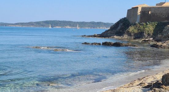 La Tour Fondue Beach