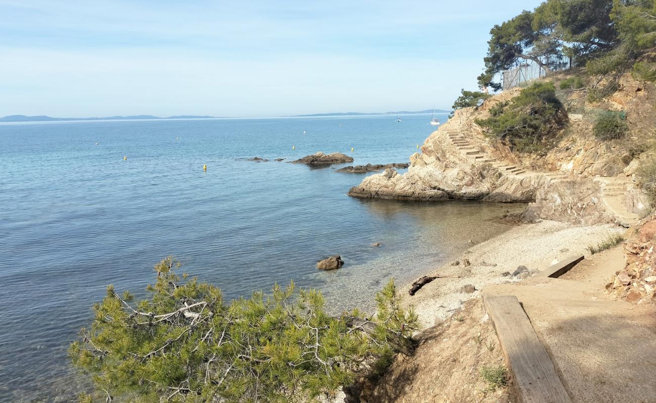 Photo de Crique du Pellegrin Beach avec petits galets gris de surface