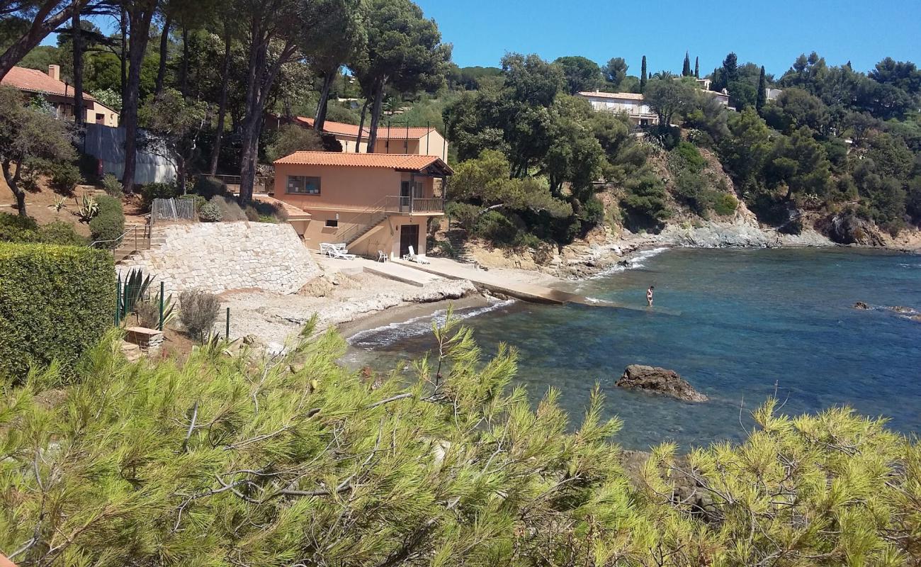 Photo de La Bouillabaisse Beach avec caillou fin gris de surface