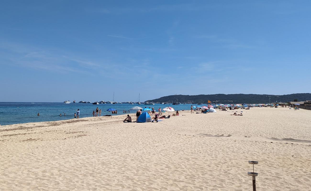 Photo de Bouillabaisse Beach avec sable beige de surface