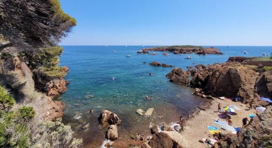 Les Roches de l'ile des Vieilles Beach