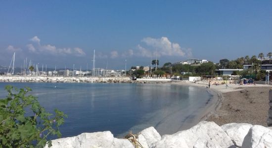 Pecheurs Beach