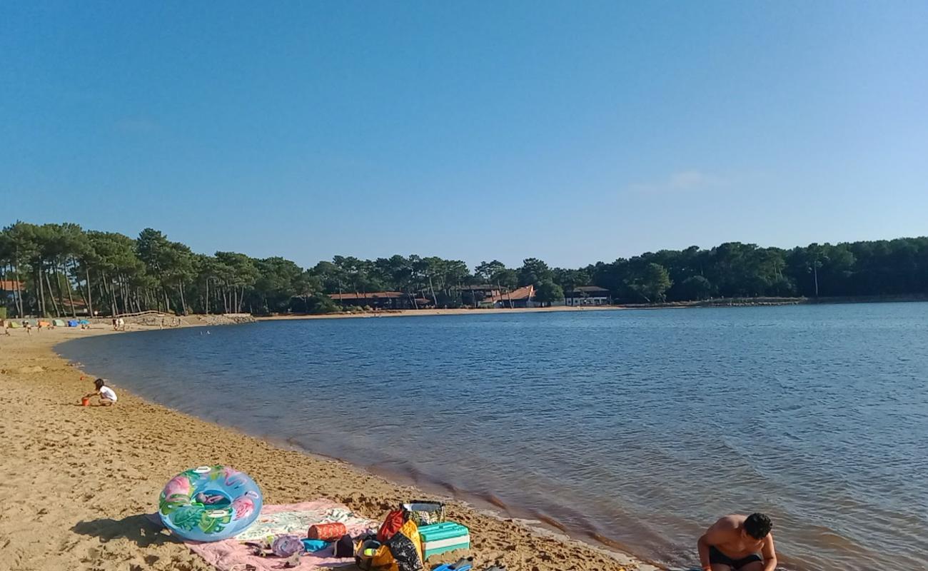 Photo de La Plage Nord Beach avec sable beige de surface