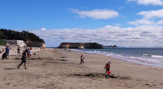 Vergnes Beach