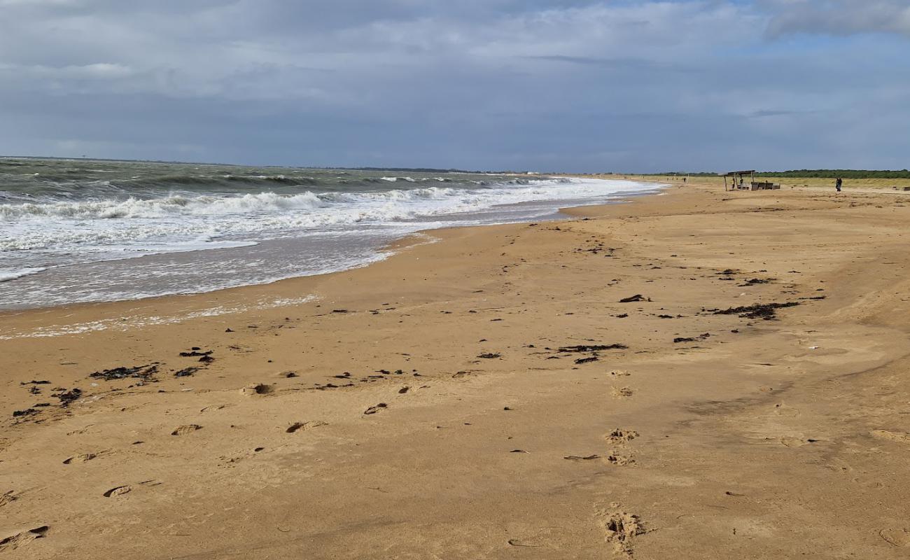 Photo de La Barrique Beach avec sable lumineux de surface