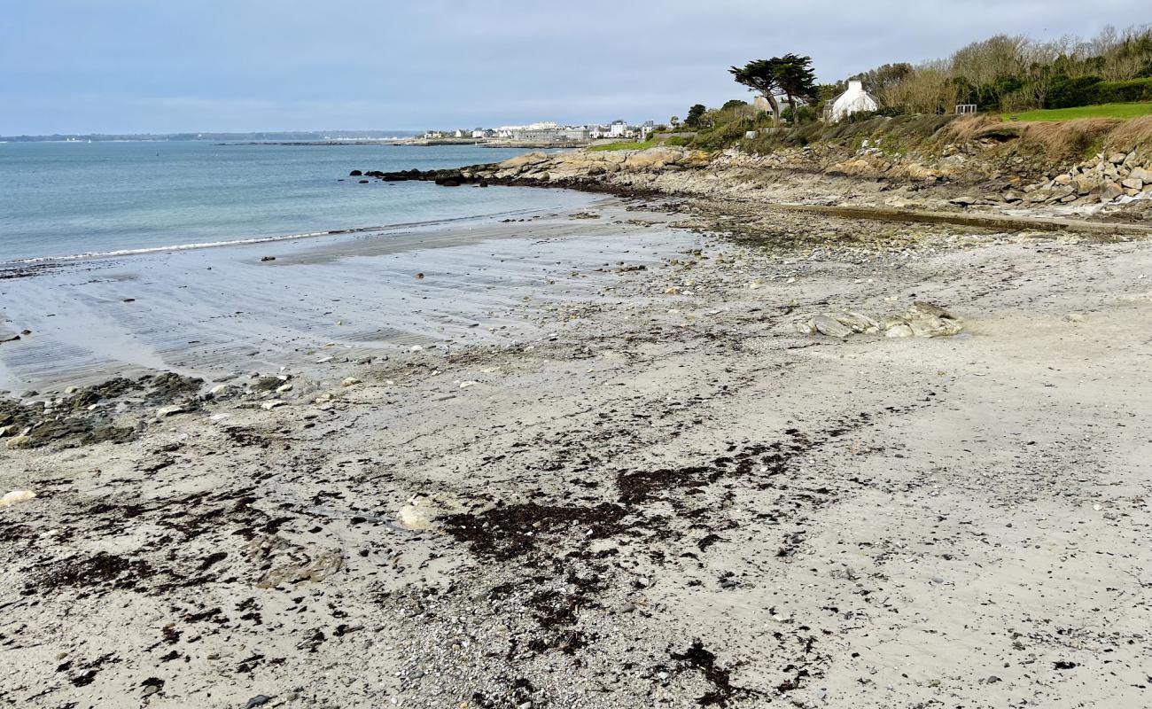 Photo de Porzou Beach avec sable gris de surface