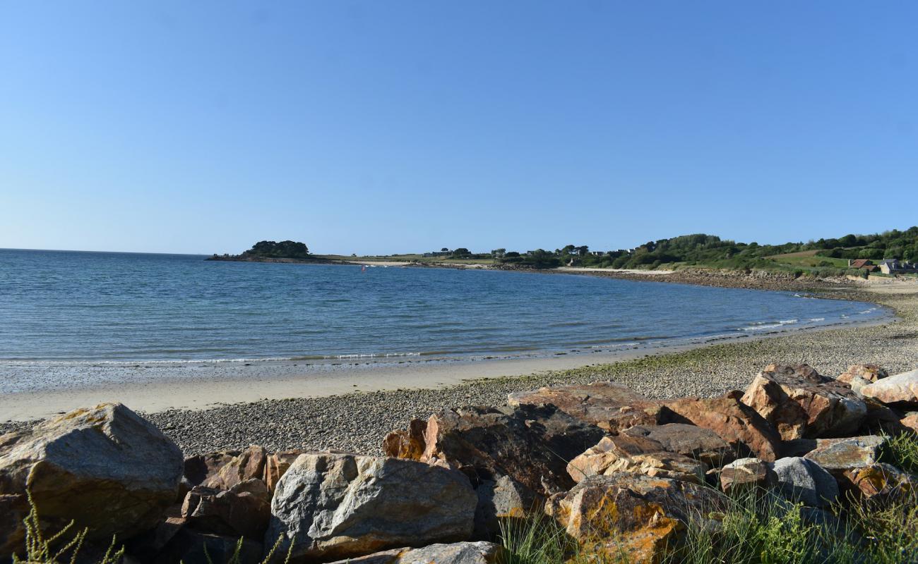 Photo de Terenez Beach avec galets beige de surface